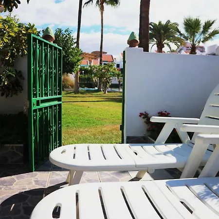 Sunny Semesterbostad