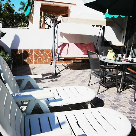 Sunny Semesterbostad *